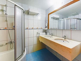 Miarosa Kemer Beach - Beispiel Bad Doppelzimmer (Zimmercodierungen DB1 & DB2)