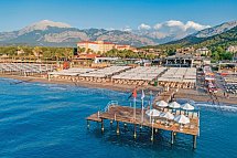 Sailor's Beach Club