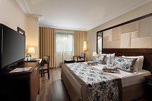 Seven Seas Hotel Life - Wohnbeispiel Familienzimmer Haupthaus (Zimmercodierung FBU)