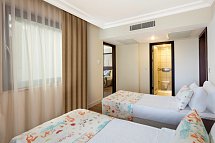 Seven Seas Hotel Life - Wohnbeispiel Familienzimmer Haupthaus (Zimmercodierung FBU)