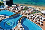 Azura Deluxe Resort & Spa Hotel