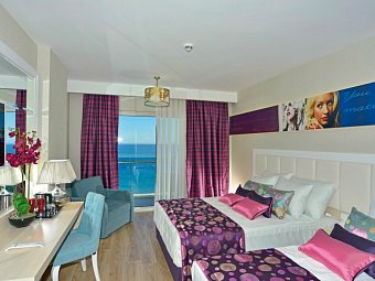 Azura Deluxe Resort & Spa Hotel - Wohnbeispiel Doppelzimmer Deluxe Meerblick (Zimmercodierungen DDM & DCM)