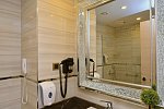 Azura Deluxe Resort & Spa Hotel