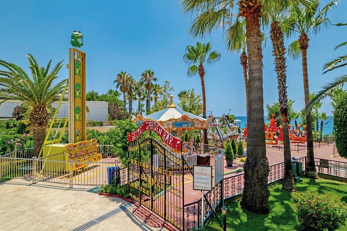 Delphin Deluxe Resort