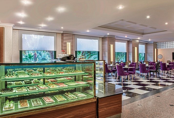 Delphin Deluxe Resort