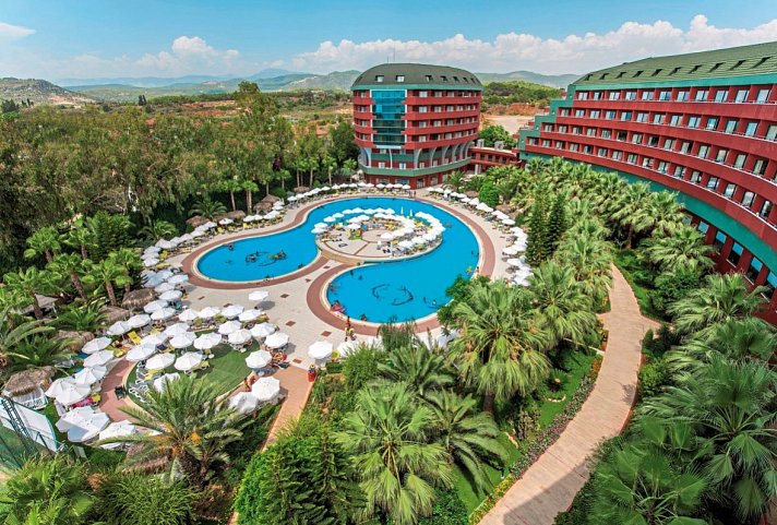 Delphin Deluxe Resort