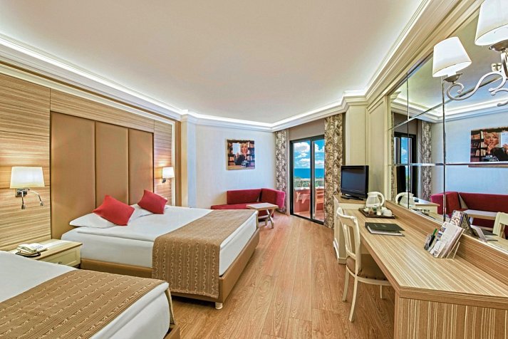 Delphin Deluxe Resort - Wohnbeispiel Doppelzimmer Meerblick (Zimmercodierung DBM)