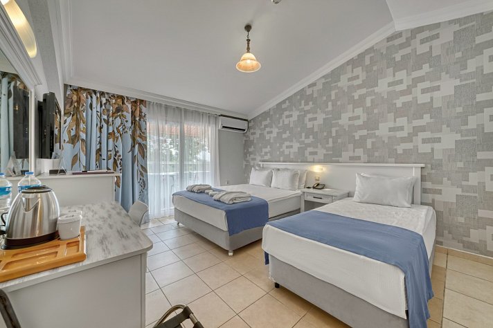 Seven Seas Palmeras Bay