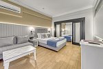 Seven Seas Palmeras Bay