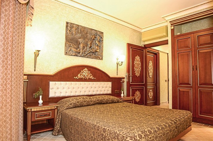 Yetkin Hotel