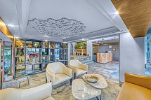 Numa Port Hotel