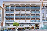 Numa Port Hotel
