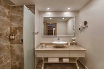 Botanik Platinum - Beispiel Bad Doppelzimmer (Zimmercodierungen DBL, DBC & DBM)