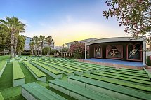 Caretta Beach Hotel