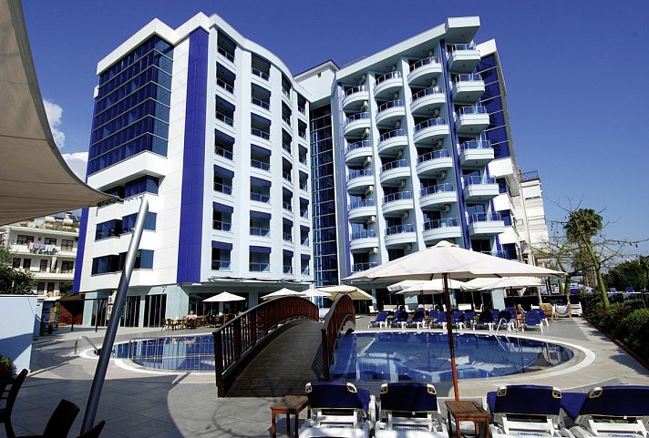 Grand Zaman Garden