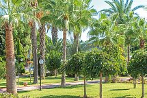 Lonicera World Hotel