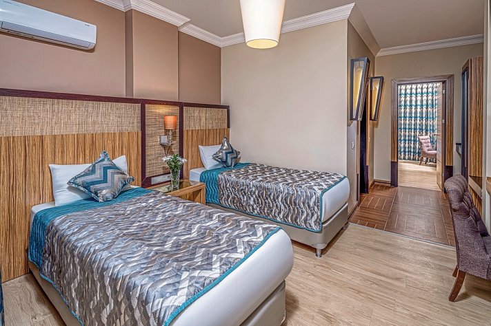 Quattro Family Club DEM Hotel