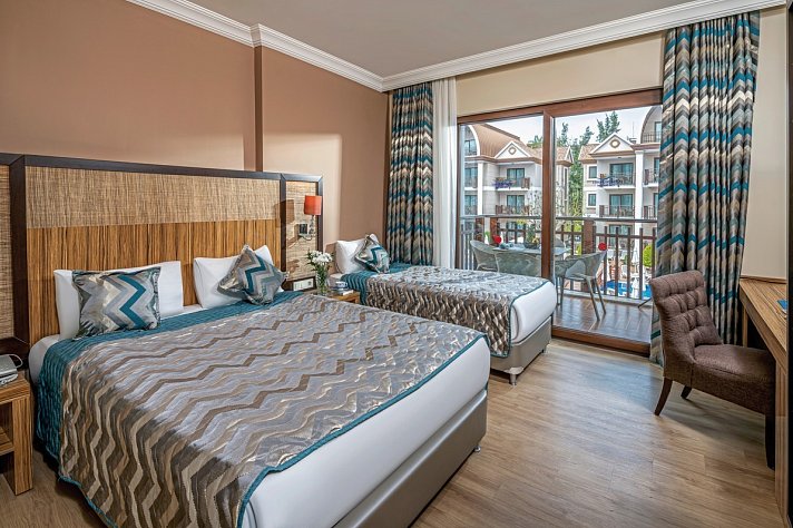 Quattro Family Club DEM Hotel