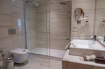 Mary Hotels Alanya - Beispiel Bad (Zimmercodierungen DBL, DCL, DBN, DCN & DBM)