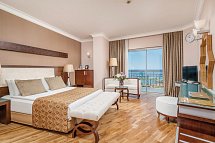 Mukarnas Resort & Spa - Wohnbeispiel Familienzimmer Meerblick (Zimmercodierung FBM)