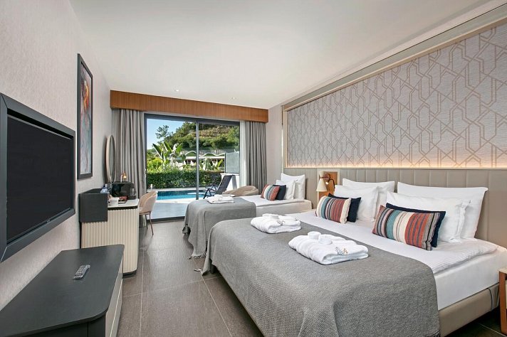 Mylome Luxury Hotel & Resort