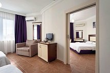 Kaila City Hotel - Wohnbeispiel Familienzimmer (Zimmercodierungen FB1 & FB2)