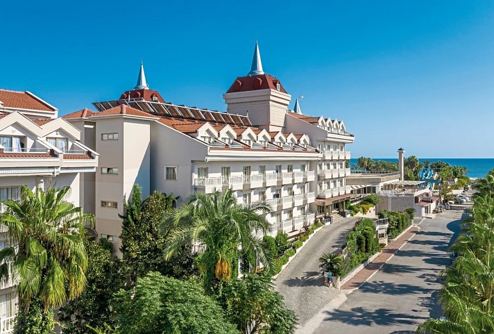 Aydinbey Famous Resort