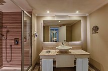 Delphin Imperial - Wohnbeispiel Badezimmer