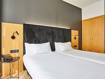 Silken Hotel Sant Gervasi - Wohnbeispiel Doppelzimmer Standard (Zimmercodierung DG1)