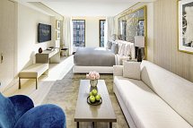 The One - Junior Suite