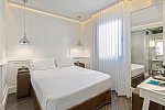 H10 Universitat
