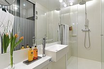 H10 Urquinaona Plaza - Beispiel Bad (Zimmercodierungen DG1 & DS1)