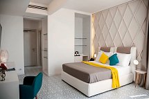 Grand Hotel Riviera - Wohnbeispiel Doppelzimmer Superior seitl. Meerblick (Zimmercodierung DSN)