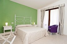 Hotel Residence Il Porto - Wohnbeispiel Familienzimmer (Zimmercodierung FB1)