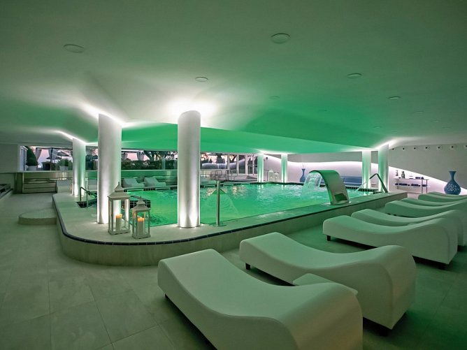 Grand Hotel Costa Brada