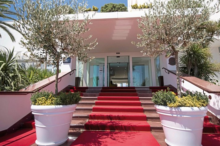 Grand Hotel Costa Brada