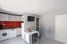 Résidence Marina d'Oru - Wohnbeispiel Appartement 1 Schlafzimmer ca. 36 qm (Zimmercodierung AB2)