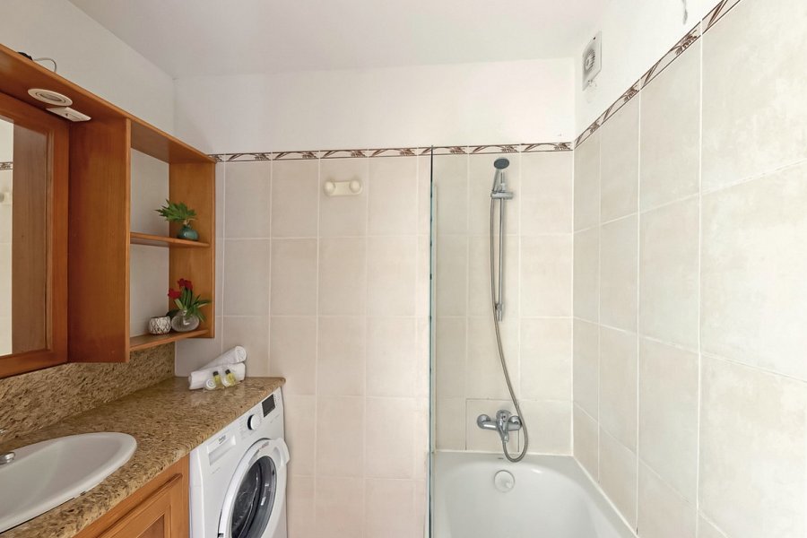 Résidence Marina d'Oru - Wohnbeispiel Appartement 2 Schlafzimmer (Zimmercodierungen OB2 & OB3)