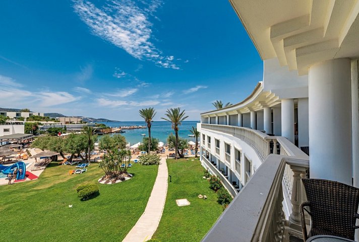 Samara Hotel - Wohnbeispiel Doppelzimmer Meerblick