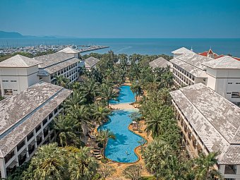 Ravindra Beach Resort & Spa