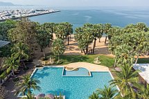 Ravindra Beach Resort & Spa