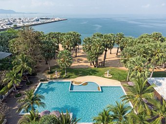 Ravindra Beach Resort & Spa