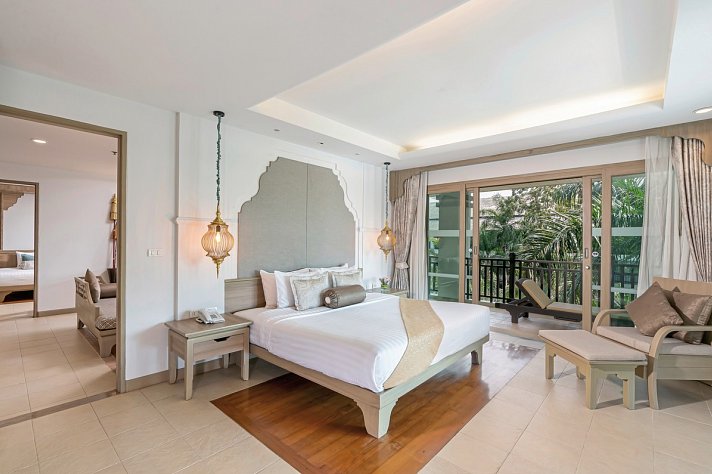 Ravindra Beach Resort & Spa