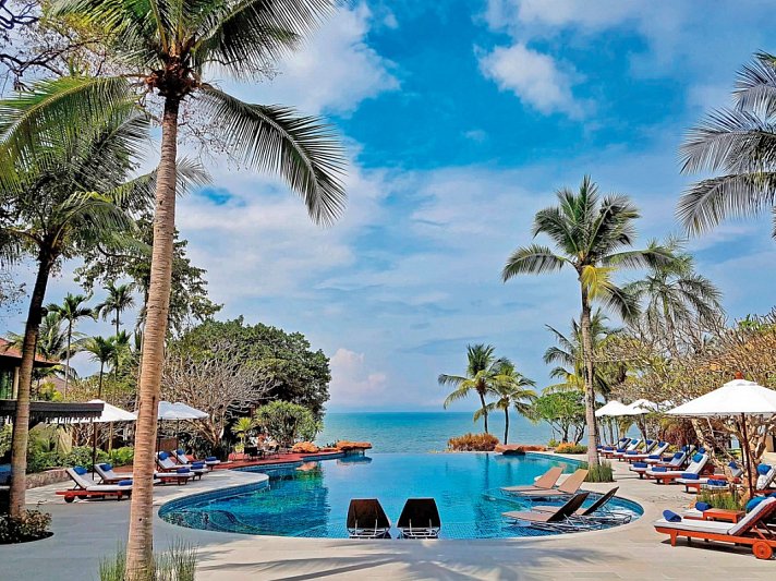 Sea Sand Sun Resort & Villas