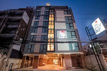 Sunshine Hip Hotel