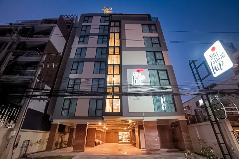 Sunshine Hip Hotel