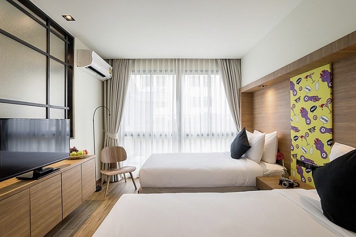 Sunshine Hip Hotel