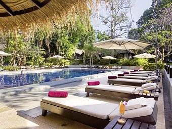 Let's Hyde Resort & Villas