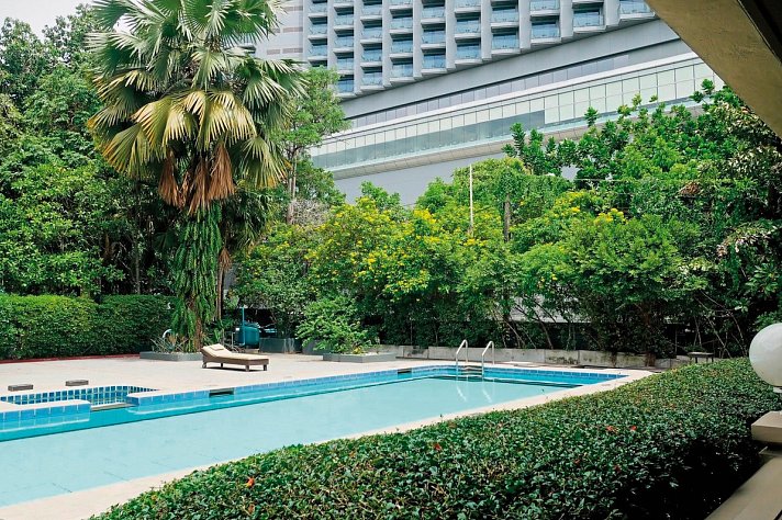 Let's Hyde Resort & Villas