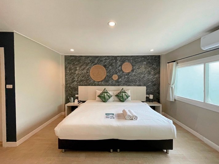 Let's Hyde Resort & Villas